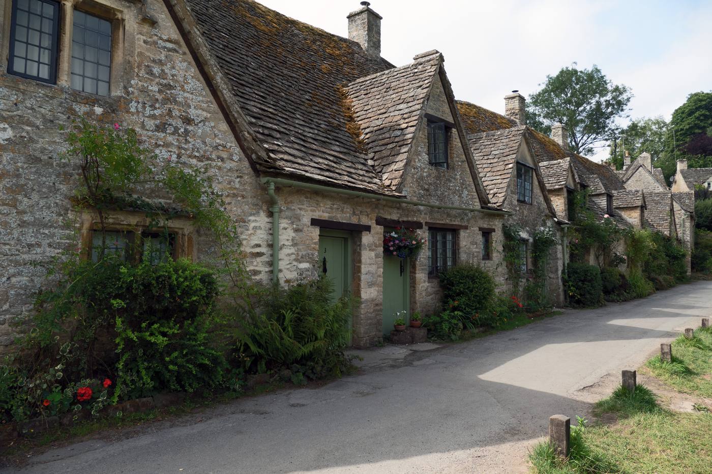 Gabled Cotswold stone cottages in Bibury, Gloucestershire