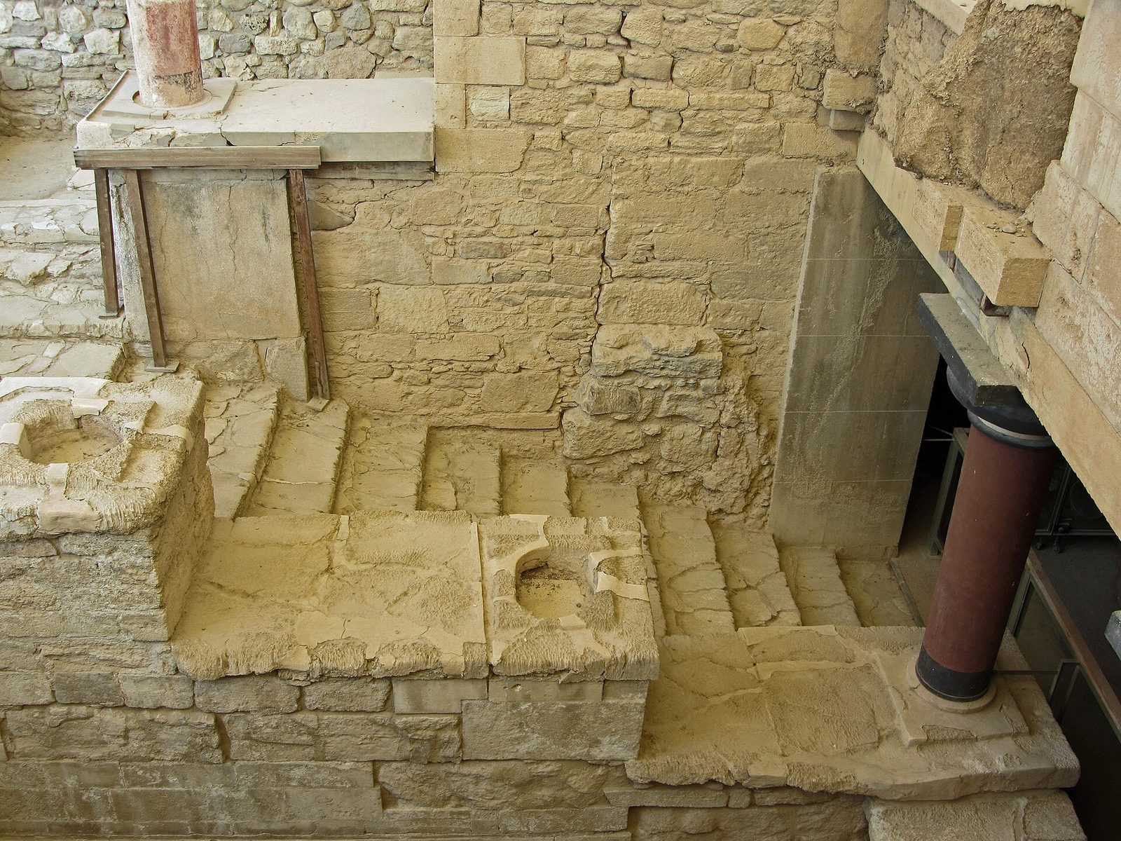 The Grand Staircase at Knossos: restored flights descending between stone piers