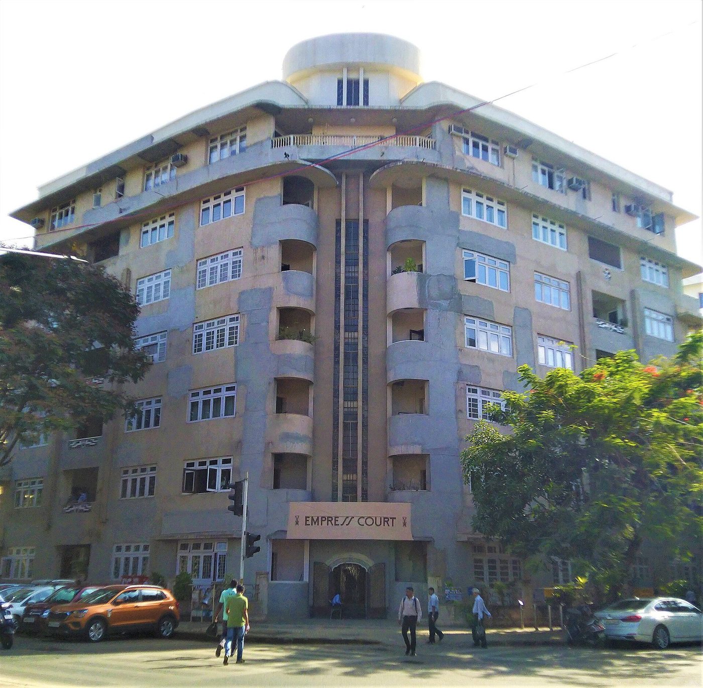 Empress Court, a stepped Art Deco apartment house in Churchgate, Mumbai