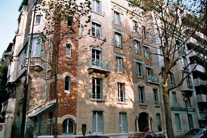 Facade of Castel Beranger in Paris
