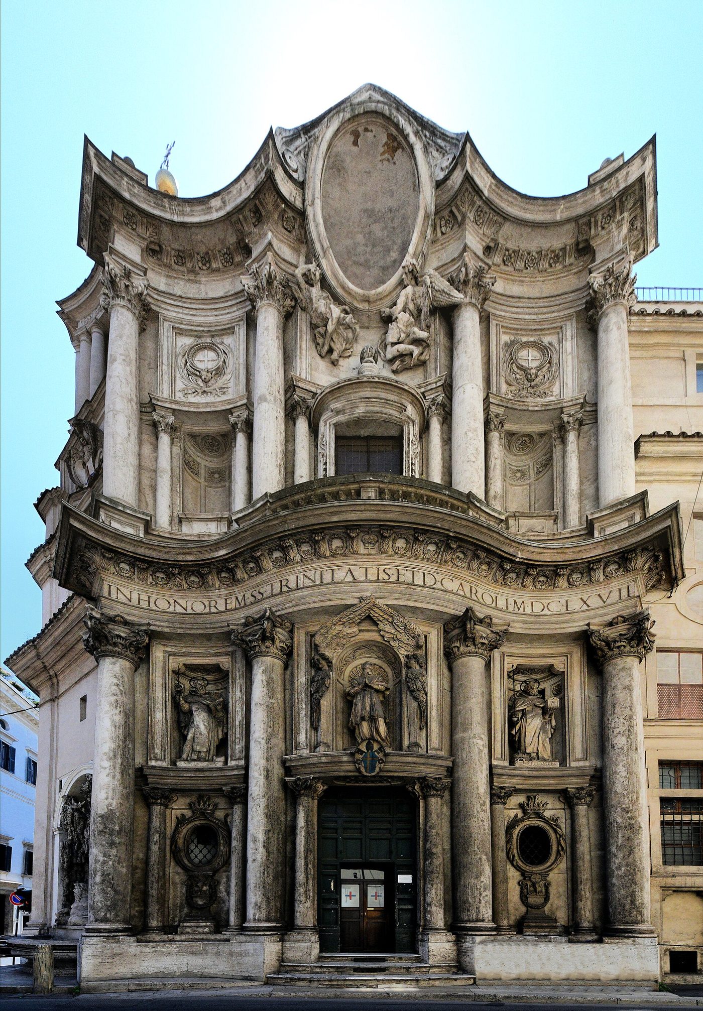 The undulating facade of San Carlo alle Quattro Fontane, Rome — Borromini's wall in motion
