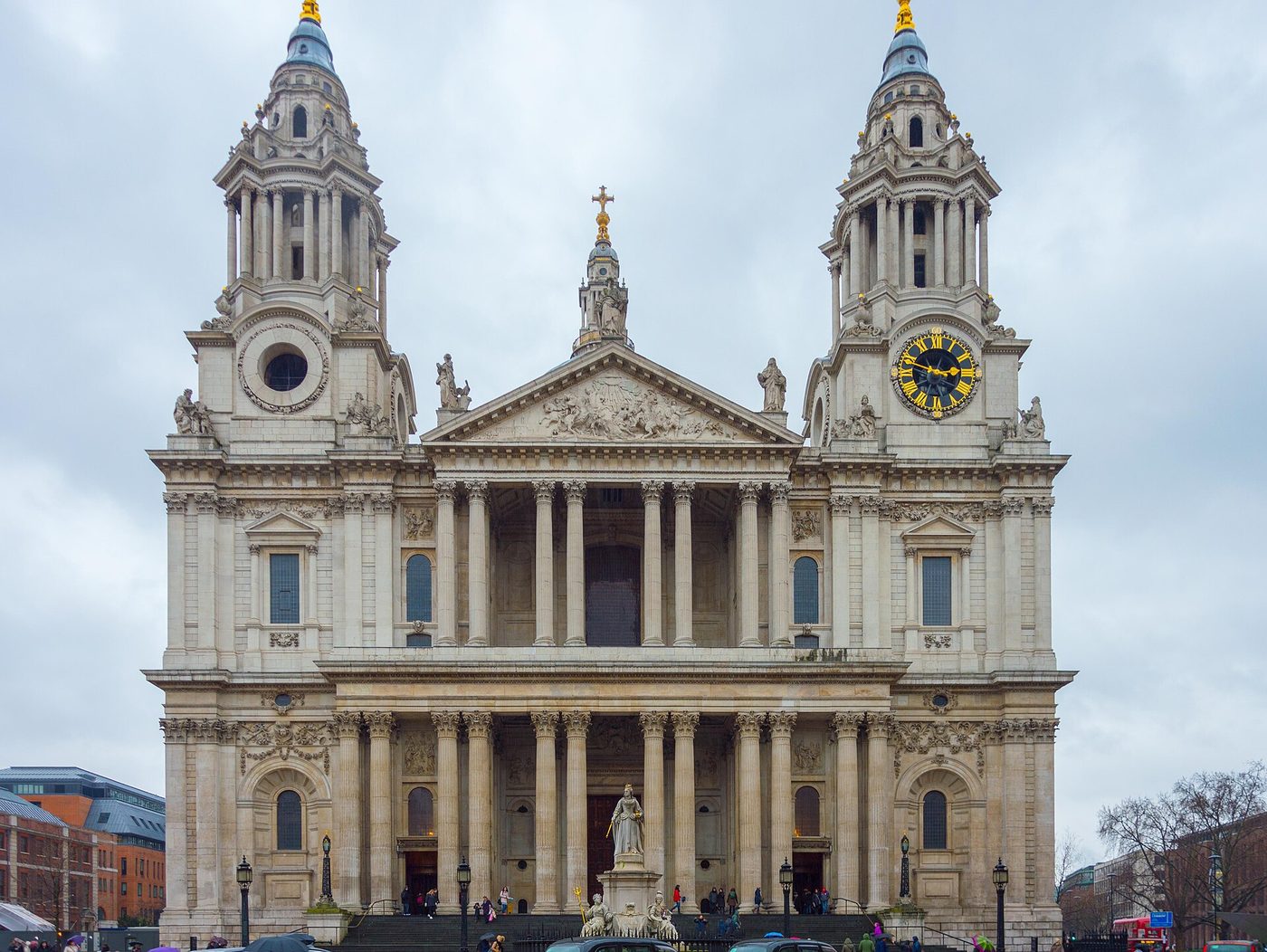 The west front of St Paul's Cathedral, London — Wren's classical screen between two Baroque towers