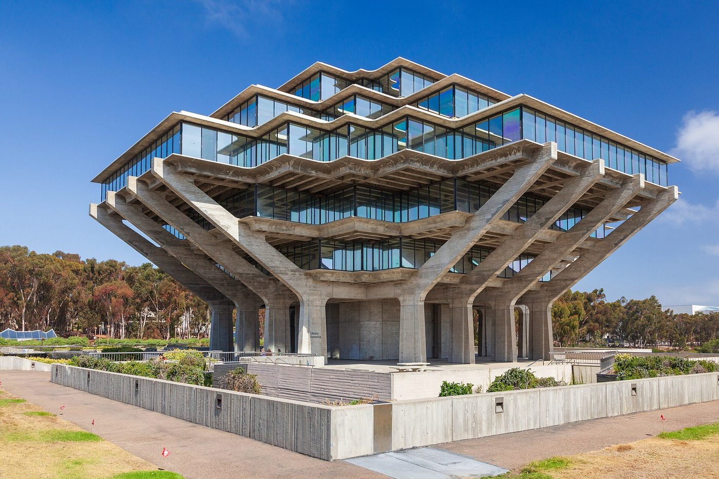 Geisel Library, UC San Diego — stacked reading floors on branching concrete piers