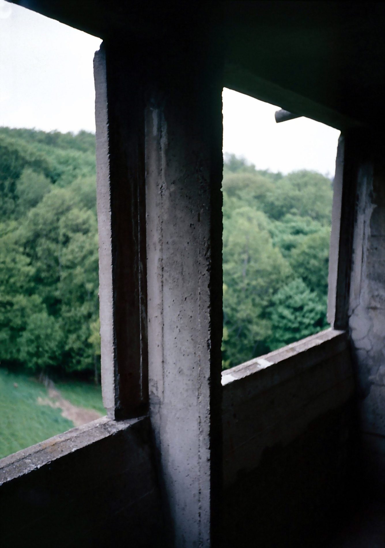 La Tourette — the view out through the concrete loggia to the valley below