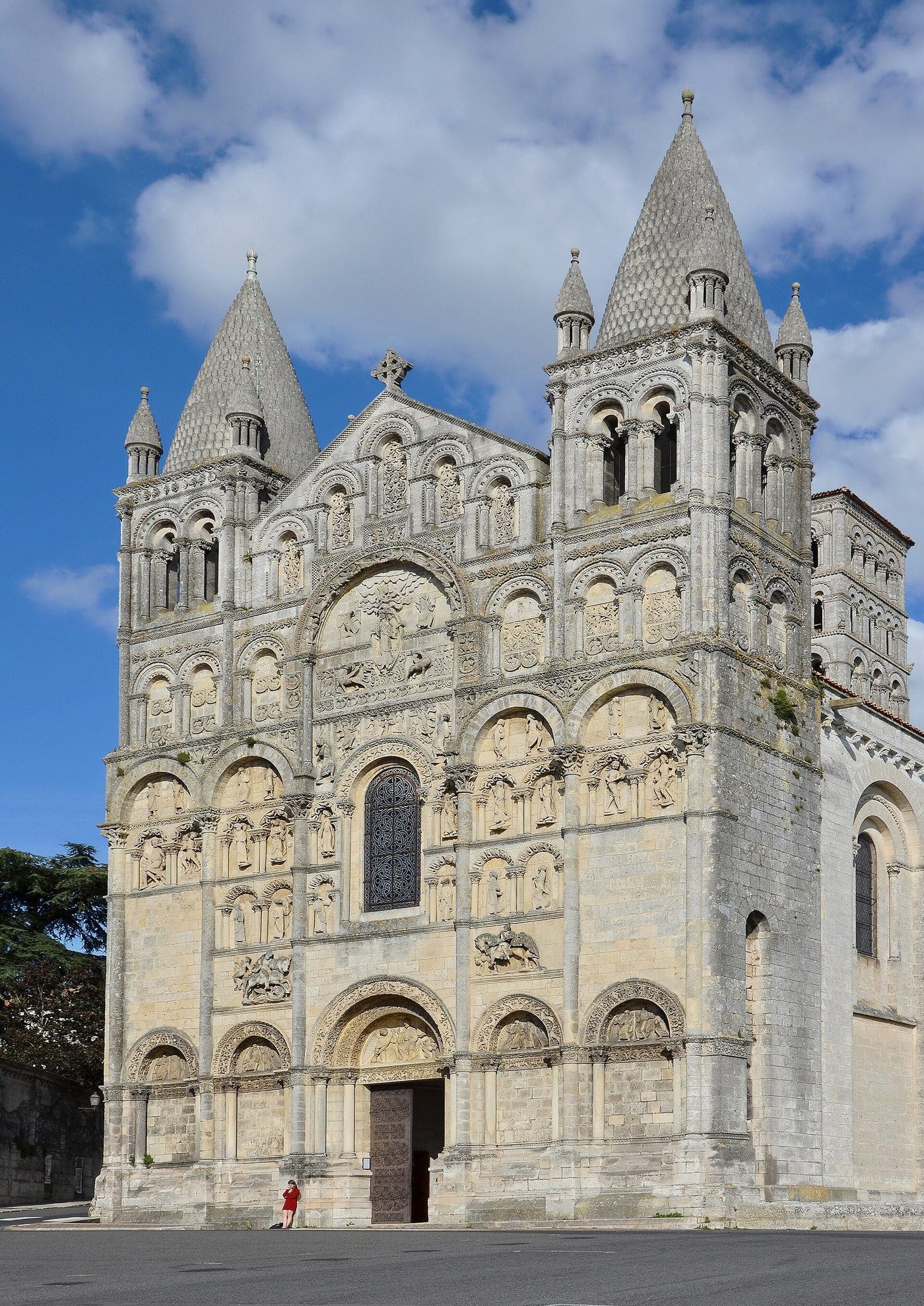 The west front of Angoulême Cathedral, a screen of Romanesque arcading and sculpture