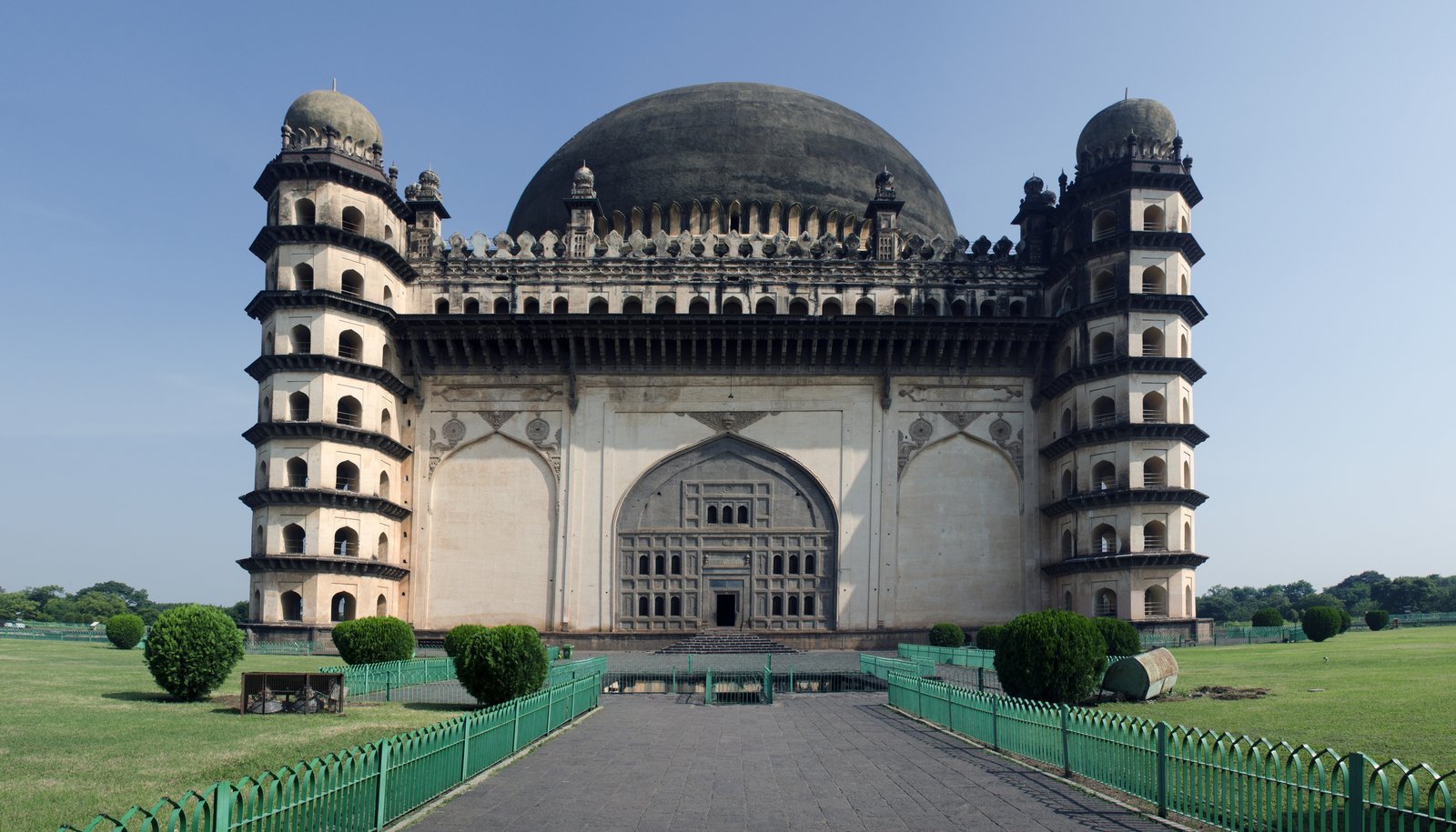 Gol Gumbaz at Bijapur, its great dome flanked by octagonal towers
