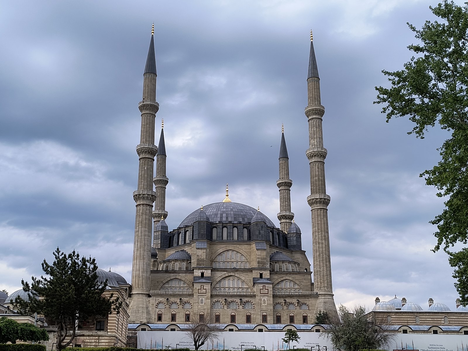 The Selimiye Mosque in Edirne, Sinan's dome on eight piers with four tall minarets