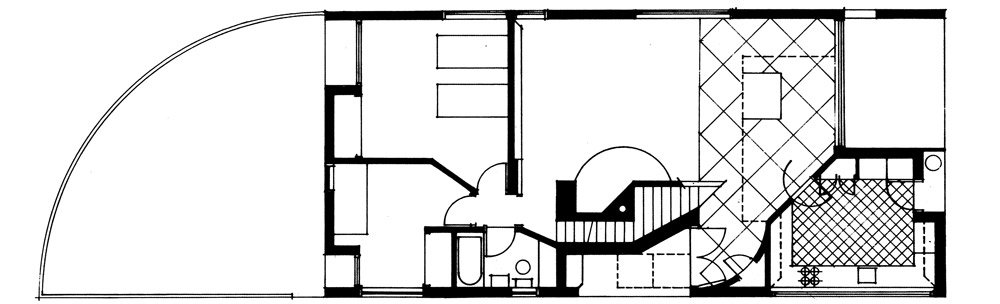 The ground-floor plan of the Vanna Venturi House, drawn in black and white, showing its rooms, staircase and curved wall.