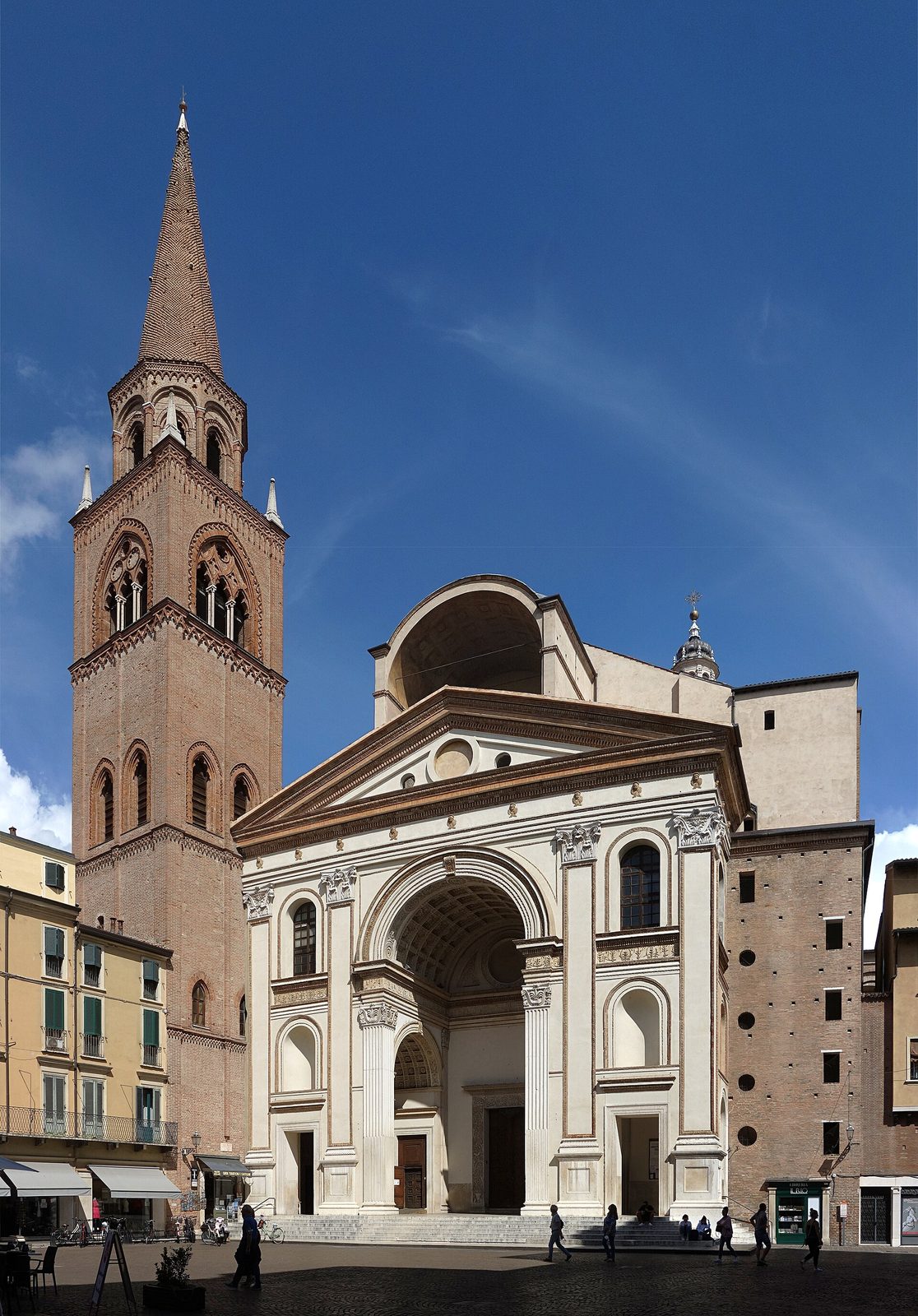The triumphal-arch facade of Sant'Andrea in Mantua
