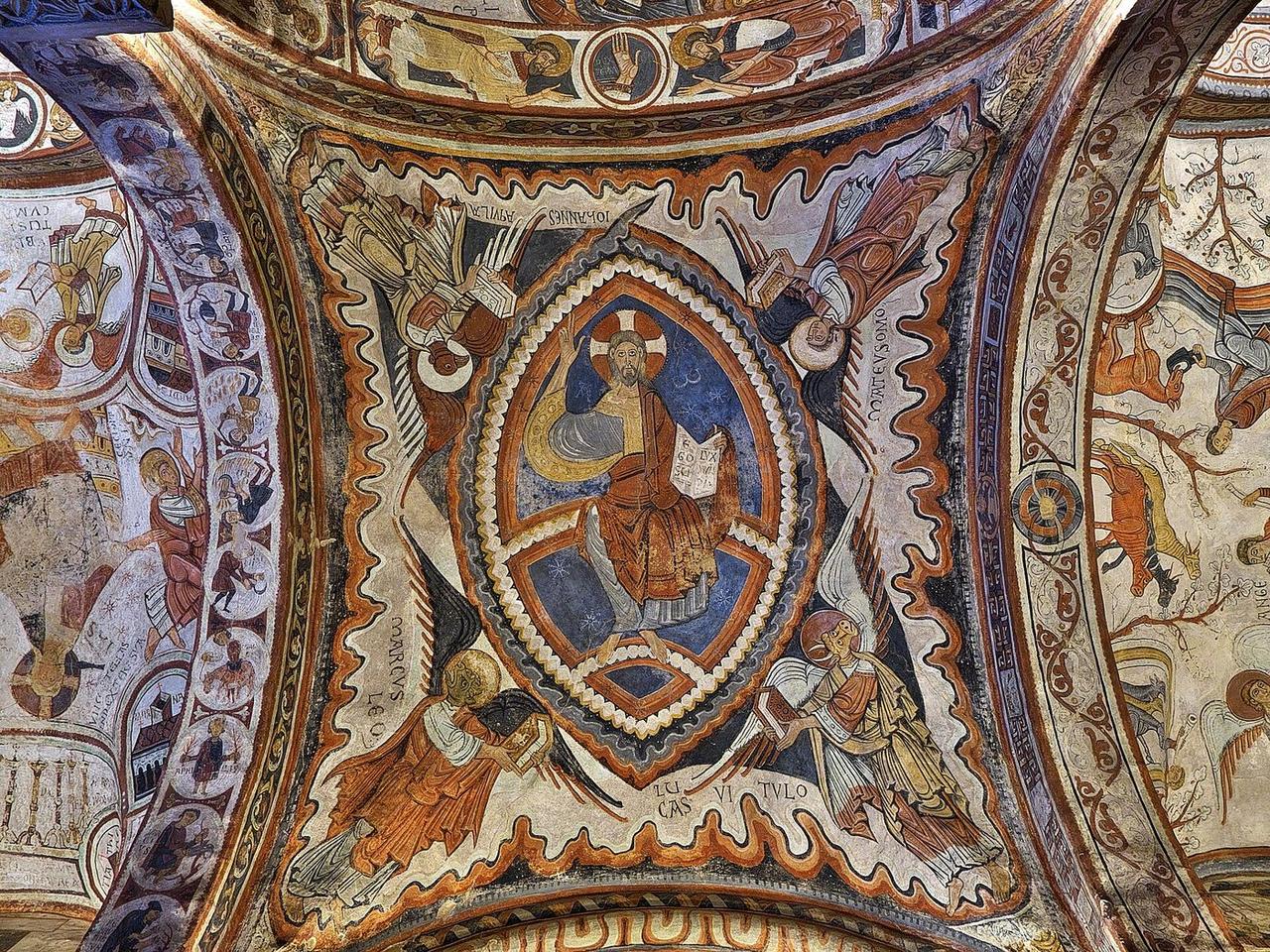 The vault fresco of the Pantheon of the Kings at San Isidoro, León: Christ in Majesty