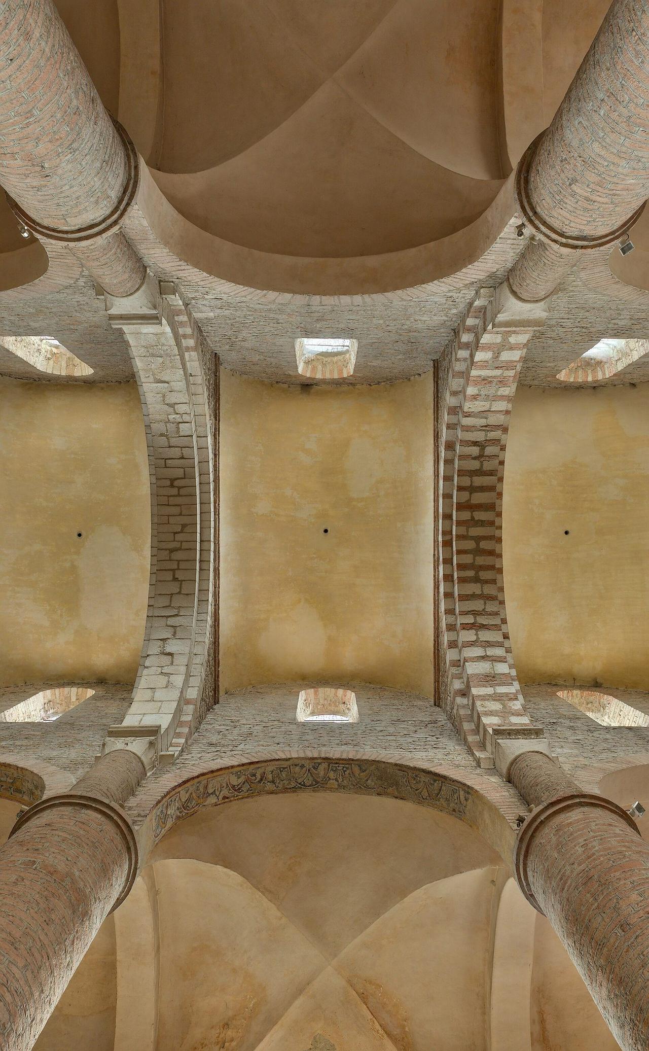 The transverse barrel vaults of Saint-Philibert, Tournus, seen from below