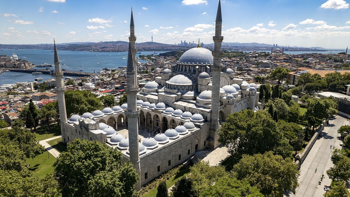 The Suleymaniye Mosque in Istanbul from the outside, showing Sinan's dome and minarets