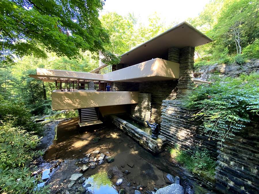 Fallingwater cantilevered terraces above the waterfall at Bear Run