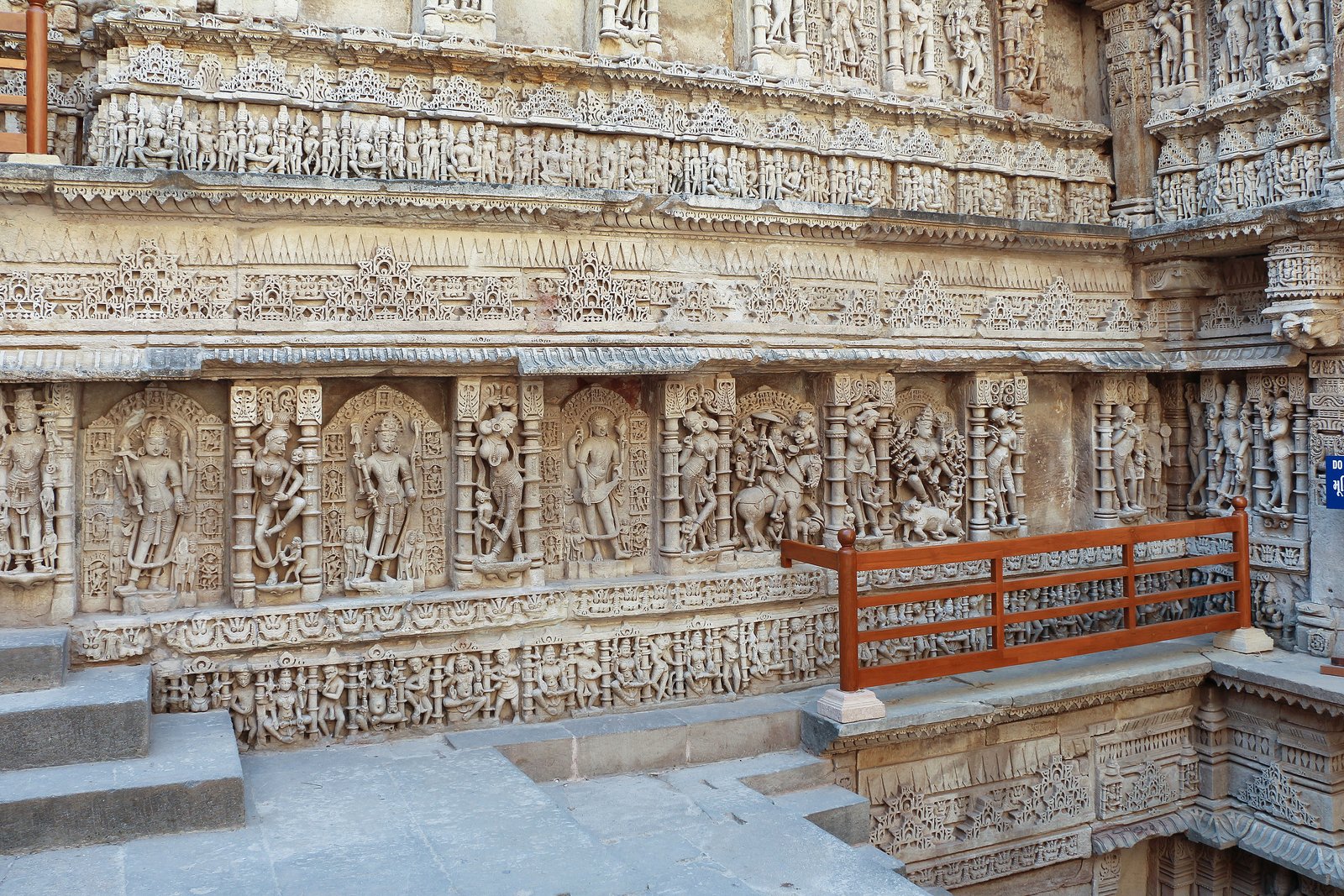 The vimana tower of the Brihadeeswara Temple at Thanjavur rising over its courtyard