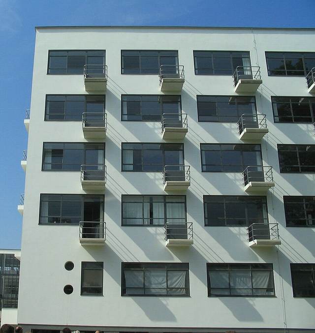 Bauhaus Dessau studio wing balconies showing grid, steel windows and no ornament