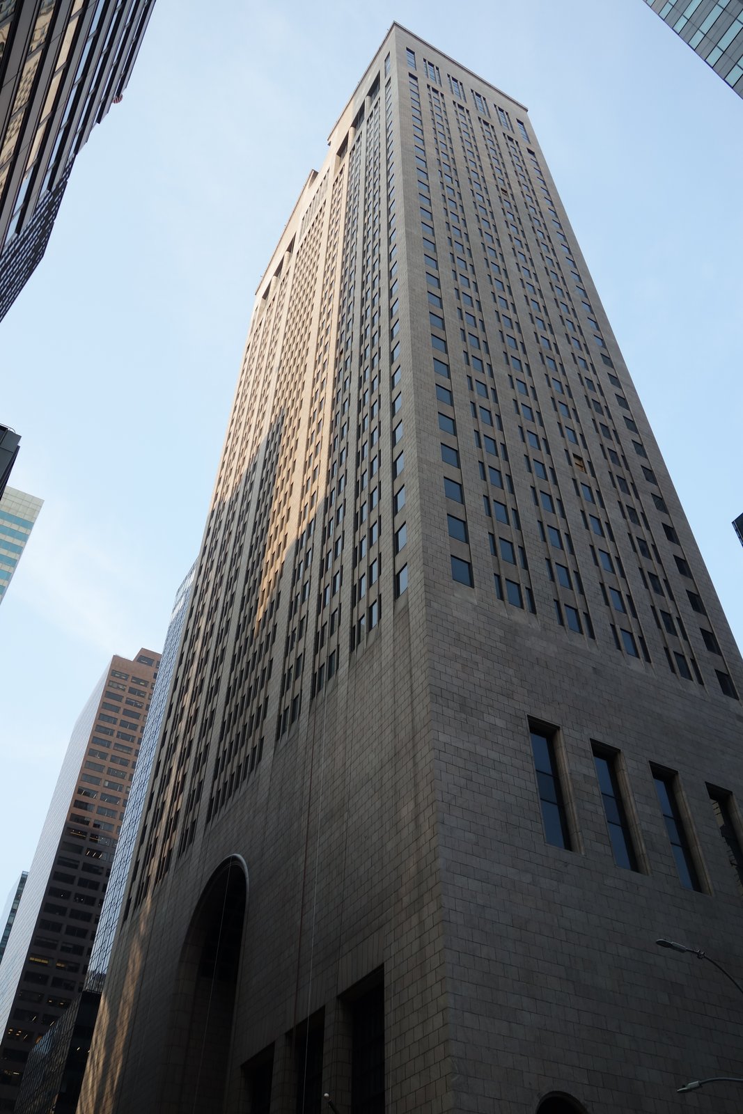 550 Madison Avenue, New York, the former AT&T Building, seen from the street